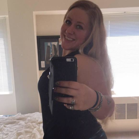 Meet your Posher, Ashley - Picture 1 of 1